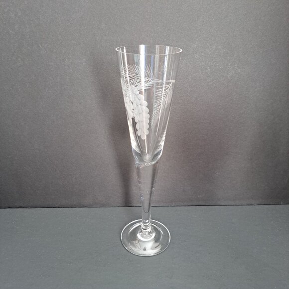Etched Pinecone Champagne Flute 9.5" Tall Winter Holiday Stemware Elegant Glass - Picture 6 of 15